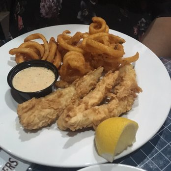 Dock Street Bar & Grill - Fish and chips - American Near Me - Annapolis, Maryland