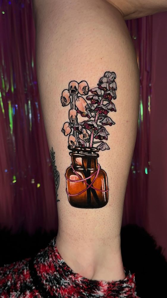 Black Honey Tattoo Co.  Logo