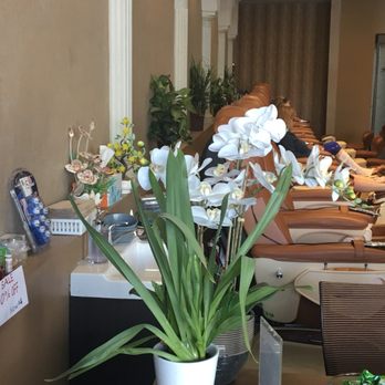 Jazzy Nails - Massage Near Me - Avon, Colorado
