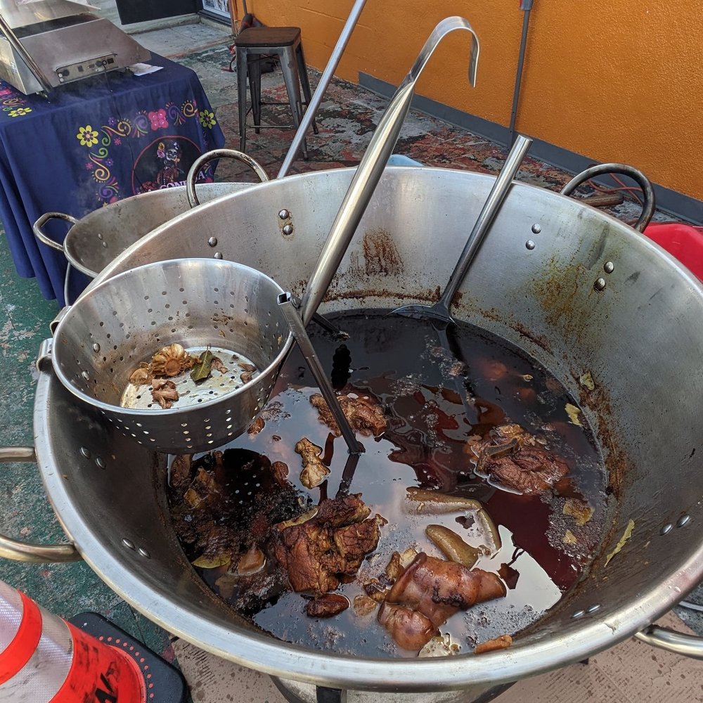La Condesa De Oaxaca Restaurant - Fresh carnitas - Mexican Near Me - Long Beach, California La Condesa De Oaxaca Restaurant - Fresh carnitas - Mexican Near Me - Long Beach, California