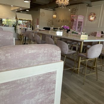 Cafe Lola - Dining area - Cafes Near Me - Henderson, Nevada Cafe Lola - Dining area - Cafes Near Me - Henderson, Nevada