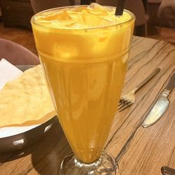 Gandhi Roma - Mango Lassi