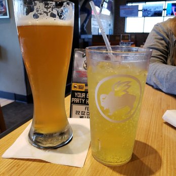 Buffalo Wild Wings - Beeeer - Chicken Wings Near Me - Germantown, Wisconsin Buffalo Wild Wings - Beeeer - Chicken Wings Near Me - Germantown, Wisconsin