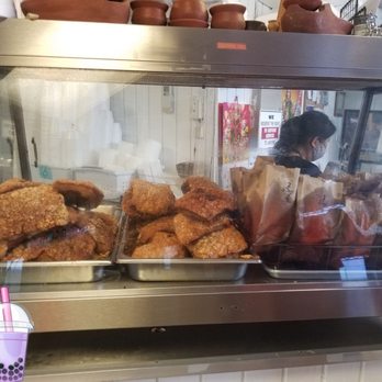 San Nicolas Chicharon & Sausage - Roast pork and empanadas - Filipino Near Me - Honolulu, Hawaii San Nicolas Chicharon & Sausage - Roast pork and empanadas - Filipino Near Me - Honolulu, Hawaii