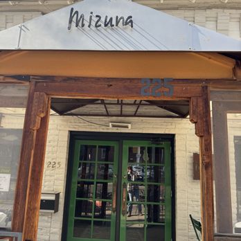 Mizuna - Entry - New American Near Me - Denver, Colorado