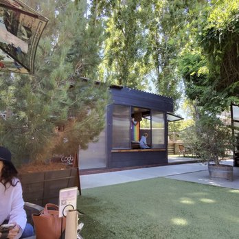 Napa Yard - Restaurants Near Me - Napa, California