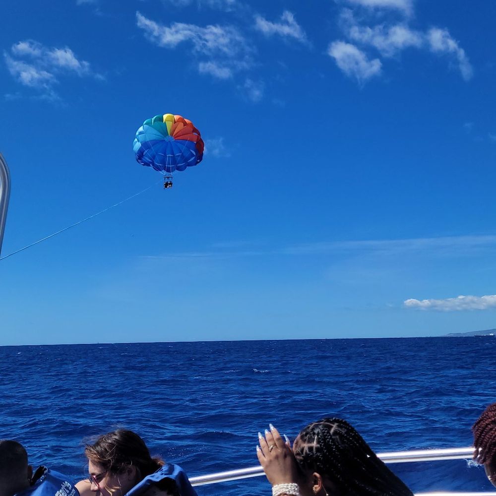 Hawaiian Parasail - Parasailing Near Me - Honolulu, Hawaii Hawaiian Parasail - Parasailing Near Me - Honolulu, Hawaii