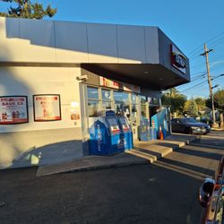 Chevron - Mini mart