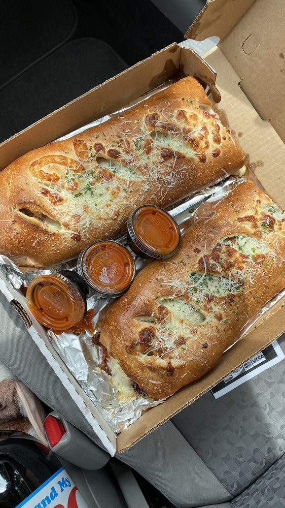 PAPA LUIGI CUCINA 119 N Main St, Elmer, New Jersey Pizza