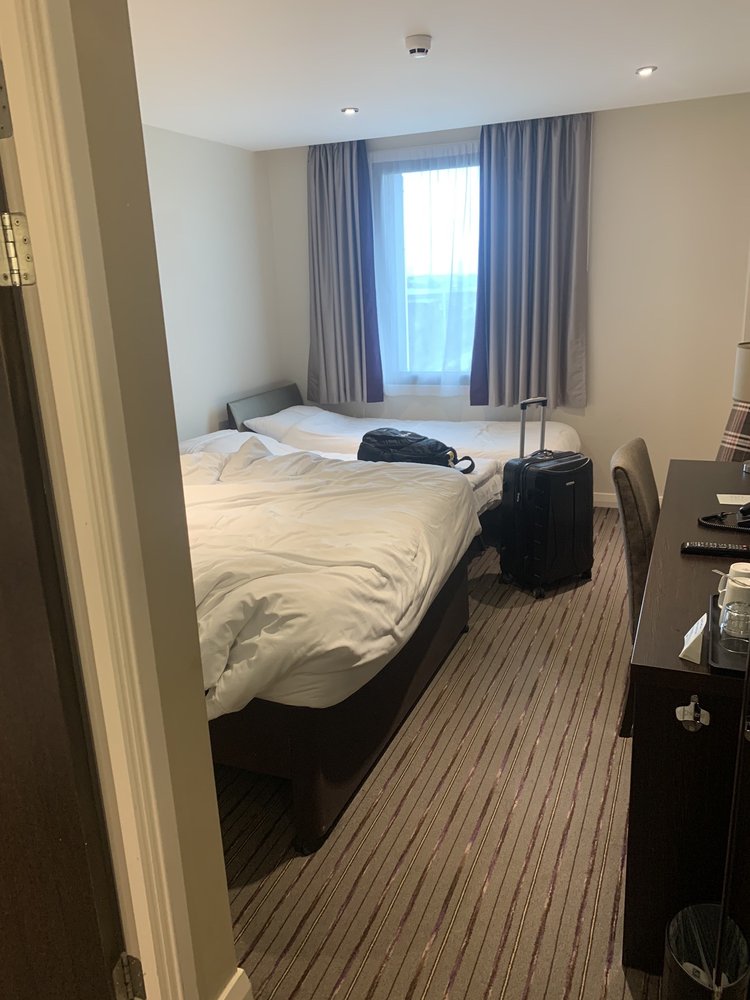 PREMIER INN Updated May 2024 30 Photos Sheffield Rd, Longford