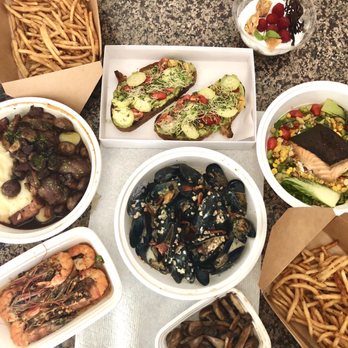 Perle Restaurant - Coq au vin, roasted shrimp, moules frites, miso salmon, avocado toast, chocolate mousse, and sides. - New American Near Me - Pasadena, California