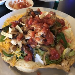 La Cantina - Chicken fajita salad