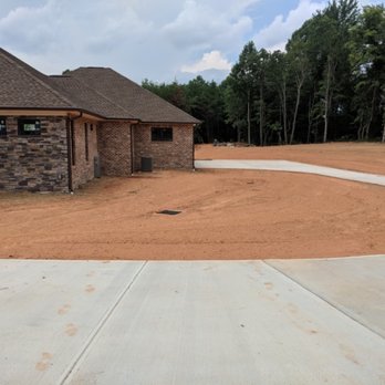 Fortner Landscapes - Before - Landscaping Near Me Fortner Landscapes - Before - Landscaping Near Me