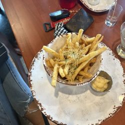 Sirens - Truffle fries