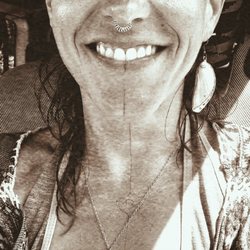 Your Everyday Oracle - Hi there! Nice to meet you!