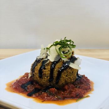 Enzo's Culinary Events - a plate of food - Caterers Near Me Enzo's Culinary Events - a plate of food - Caterers Near Me
