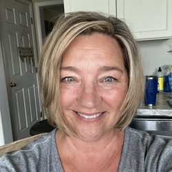Cheveux Salon & Day Spa