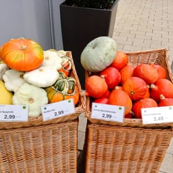 denn's Biomarkt - Es herbstelt schon sehr.
