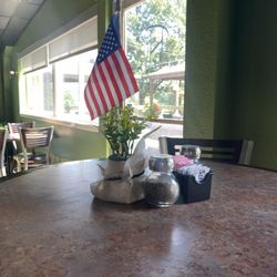 Toad Hollar Bar & Grill