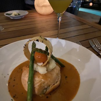 Zibu - Curry Salmon - Thai Near Me - Acapulco, GRO