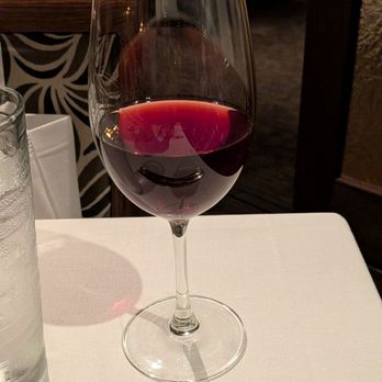Roy's Waikiki - Roy - Pinot Noir - Hawaiian Near Me - Honolulu, Hawaii Roy's Waikiki - Roy - Pinot Noir - Hawaiian Near Me - Honolulu, Hawaii