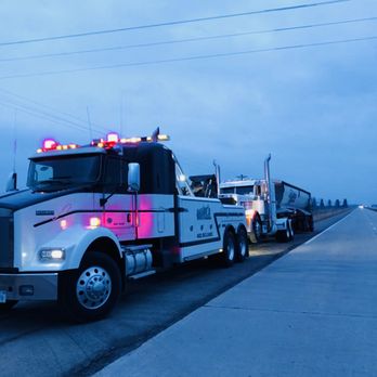 Mike's Towing - Heavy Duty Tow. (Tractor&Trailer) - Towing Near Me - Columbus, Nebraska Mike's Towing - Heavy Duty Tow. (Tractor&Trailer) - Towing Near Me - Columbus, Nebraska