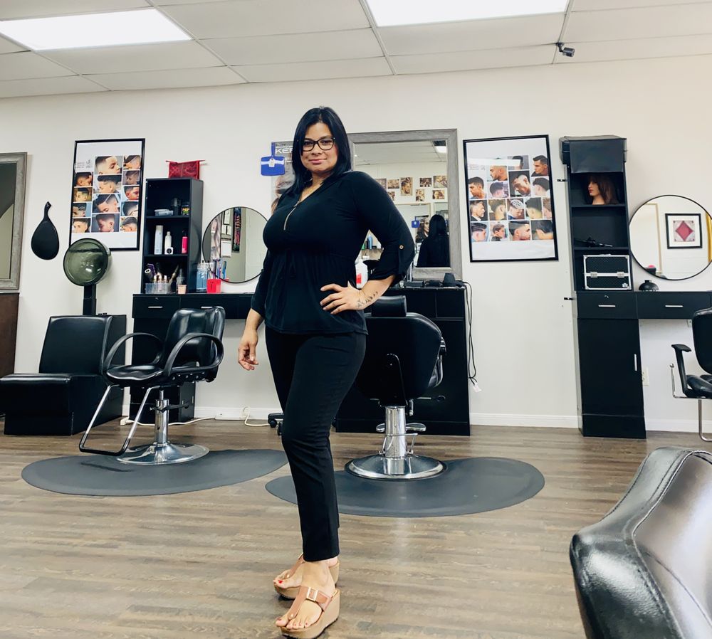 Camila's Salon & Barber Shop Logo