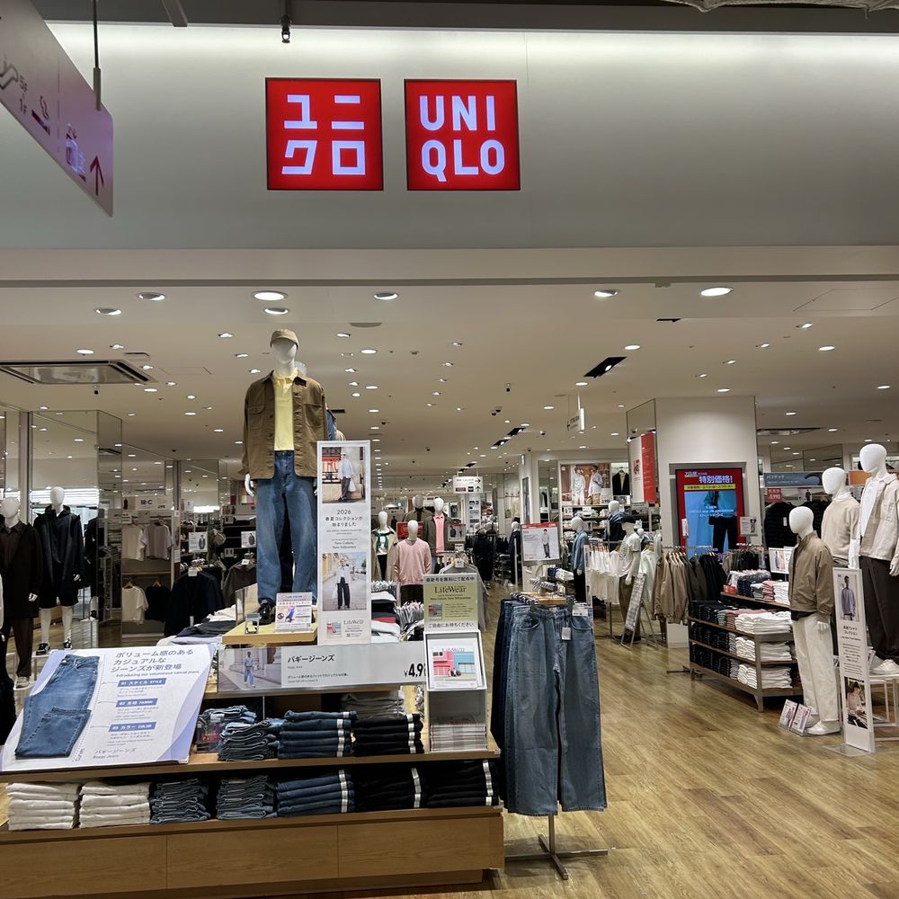 ユニクロ トレッサ 横浜 店