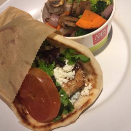 Zoes Kitchen 98 Photos 172 Reviews Mediterranean 905 E