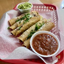 D & J Taco Shop - Chicken Taquitos
