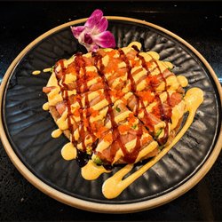 Akina Sushi - Salmon Pizza