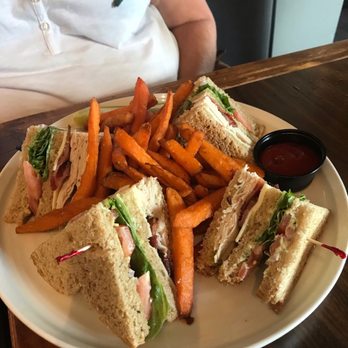 Brickstone Kitchen - Triple Decker - Pizza Near Me - Sutton, Massachusetts