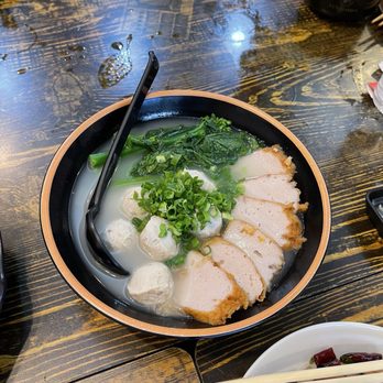 Fun Station - Fish Cake & Fish Ball In Soup - Noodles Near Me - Honolulu, Hawaii Fun Station - Fish Cake & Fish Ball In Soup - Noodles Near Me - Honolulu, Hawaii