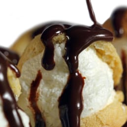 Profiteroles