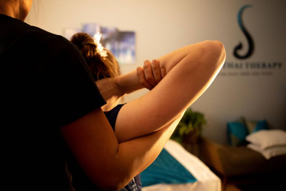 Silk Thai Therapy Logo