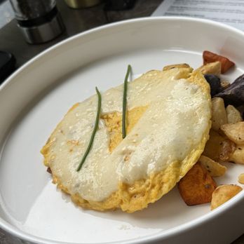 Montecatini Restaurant - Frittata with potatoes - Italian Near Me - Miami, Florida Montecatini Restaurant - Frittata with potatoes - Italian Near Me - Miami, Florida