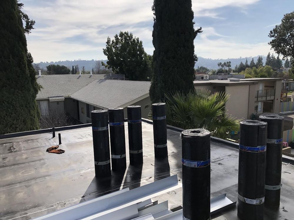 Slide of Zenith Roofing Services