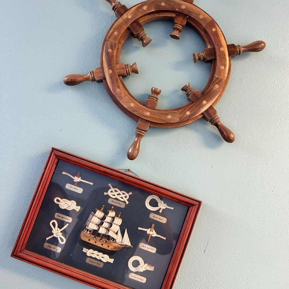 West Coast Fish N' Chips - Decor - Seafood Near Me - Clovis, California