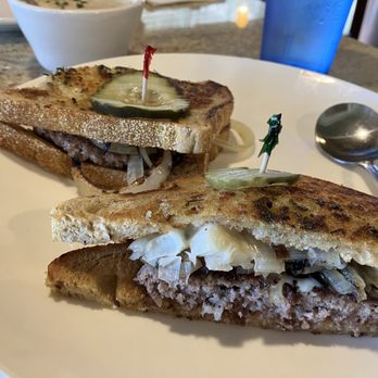 Giant Artichoke Restaurant - Patty melt - American Near Me - Castroville, California Giant Artichoke Restaurant - Patty melt - American Near Me - Castroville, California