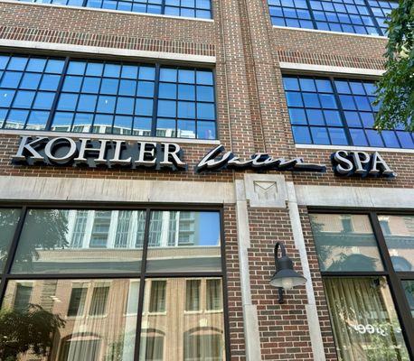 Kohler Waters Spa at Lincoln Park, Chicago by null