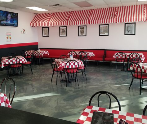 Greek's Pizzeria - Interior dining is now available but no wait staff during my visit - Mooresville, IN Greek's Pizzeria - Interior dining is now available but no wait staff during my visit - Mooresville, IN