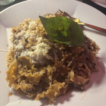 Mangia E Bevi - SHORT RIB PASTA - Italian Near Me - Massapequa Park, New York