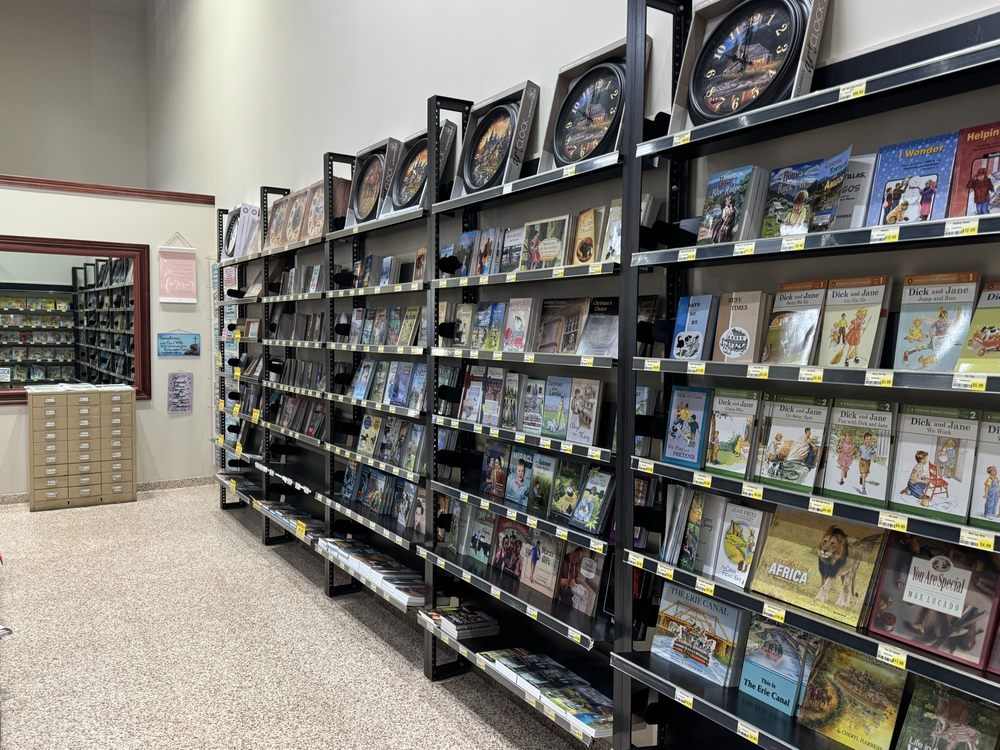 Sauders Country Store