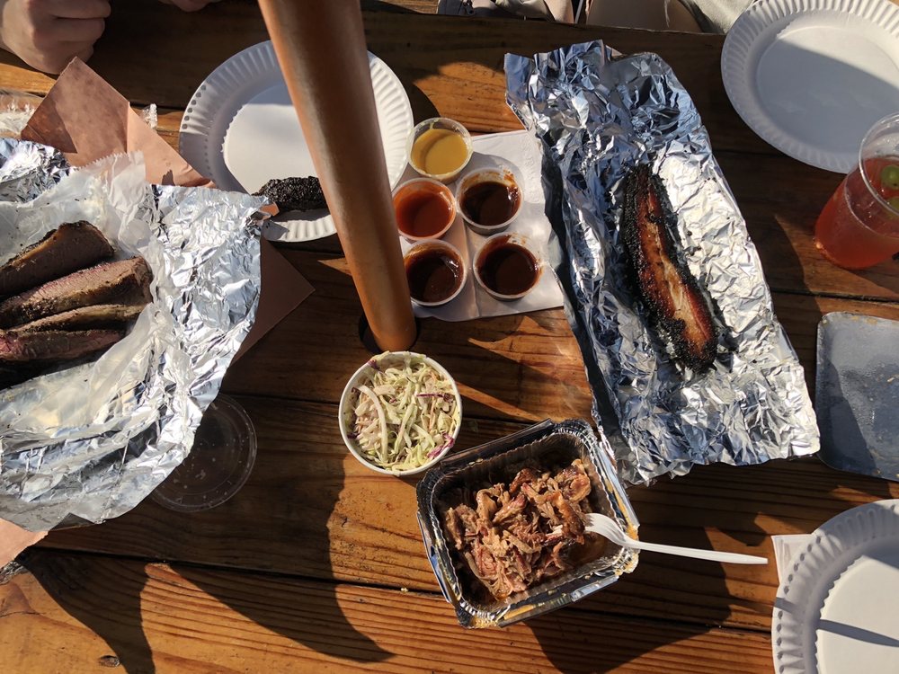 Hometown Bar-B-Que
