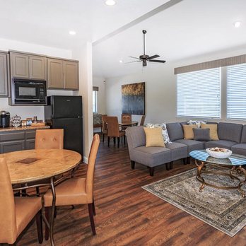 Papillon - Apartments Near Me - Fresno, California Papillon - Apartments Near Me - Fresno, California