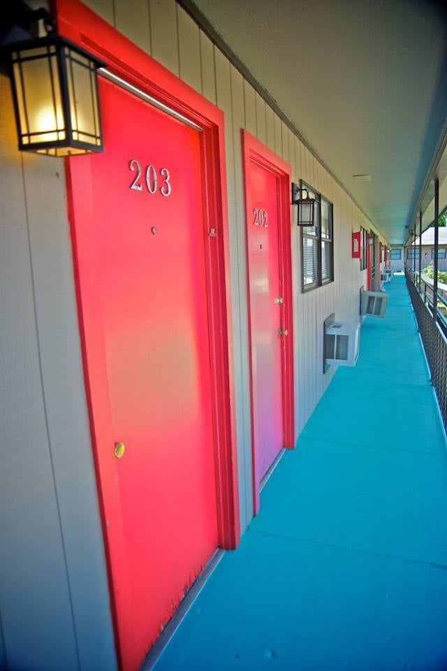 RUSSIAN RIVER APARTMENTS Updated August 2024 3027 N Pecan St