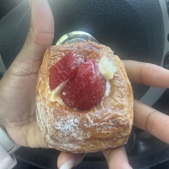 Paris Baguette - Strawberry Fruit bite 2.96 - Bakeries Near Me - Manassas, Virginia