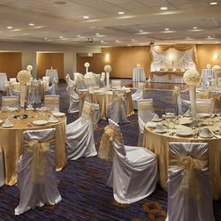 Decor Rent - Wedding Decor Set up by www.decor-rent.com
Toronto and the GTA