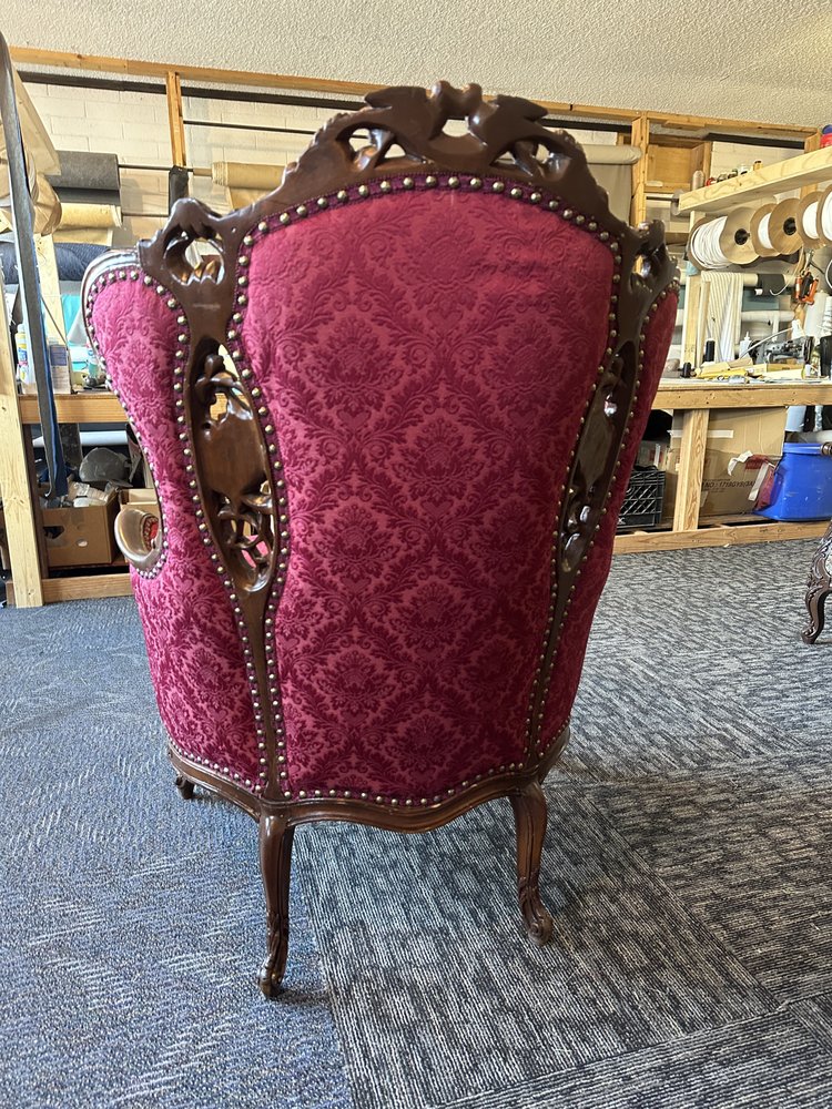 VALENZUELA’S UPHOLSTERY Updated October 2024 56 Photos 553 W
