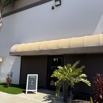 Miss Loves Cafe - Outside - Coffee & Tea Near Me - Corona, California Miss Loves Cafe - Outside - Coffee & Tea Near Me - Corona, California